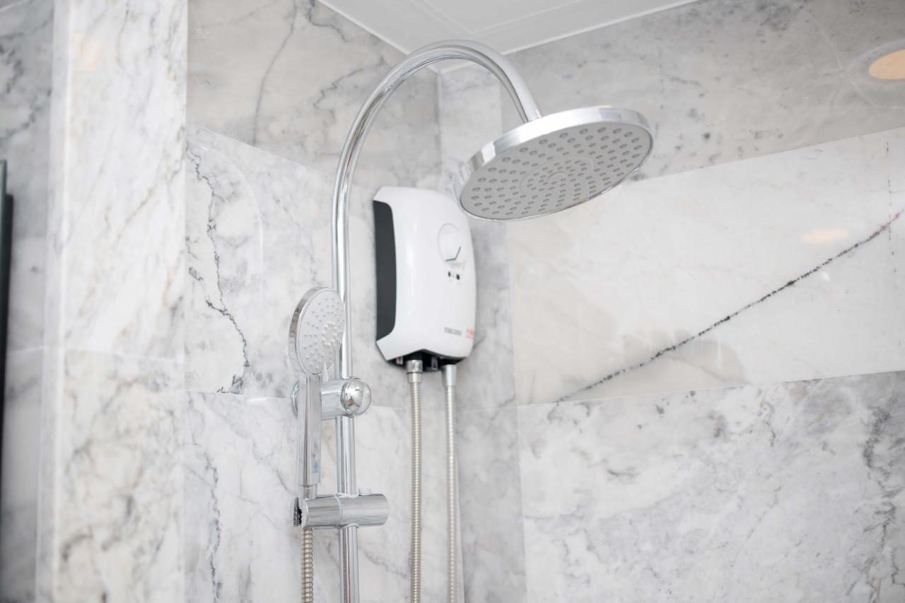 Квартира Вид На Бассейн Nbc S402 By Ibg Property Nai Harn Exteriör bild